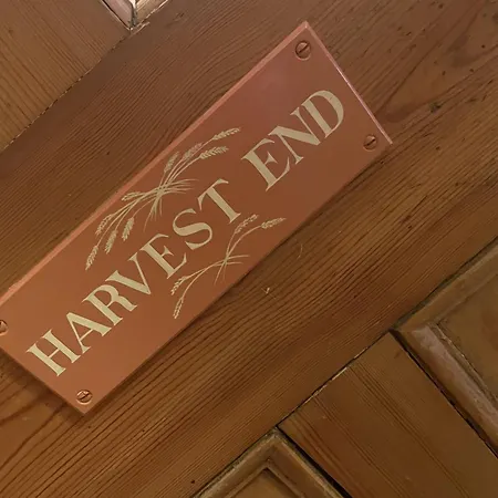 Harvest End Apartment